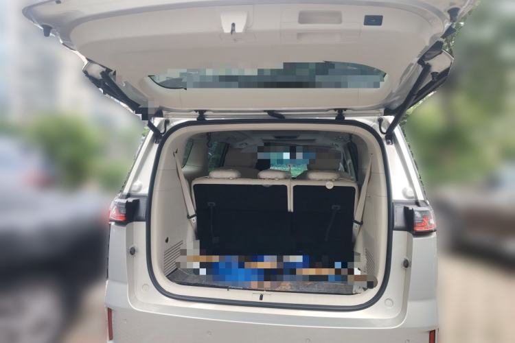 Used VOYAH Dream 2022 Low-Carbon Edition Dream+ Smart Enjoyment Package Trunk