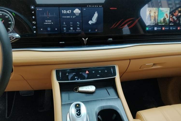 Used VOYAH Dream 2022 Low-Carbon Edition Plus Intelligent Driving Package Audio And AC Panel