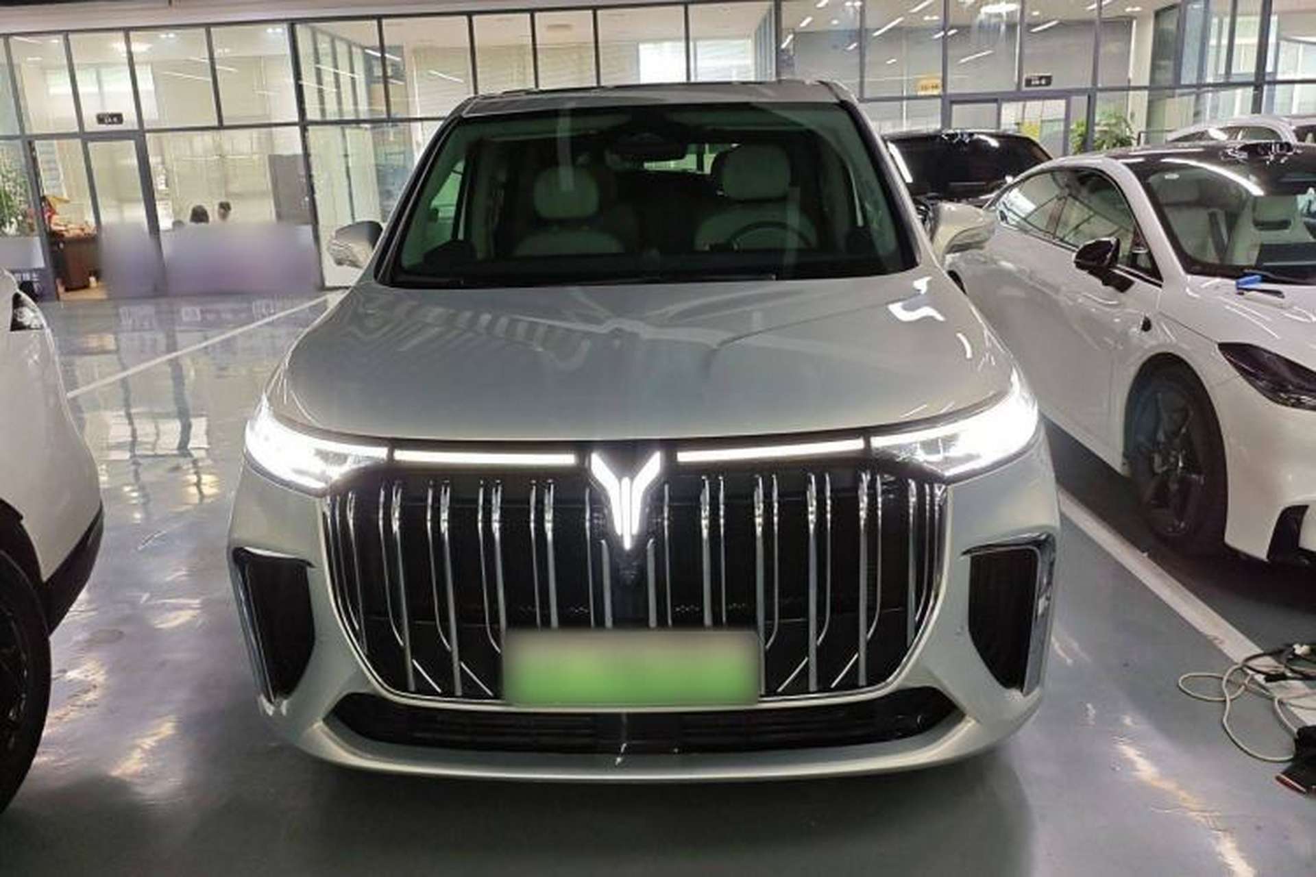 Used VOYAH Dream 2022 Low-Carbon Edition Dream+ Smart Enjoyment Package Exterior 1
