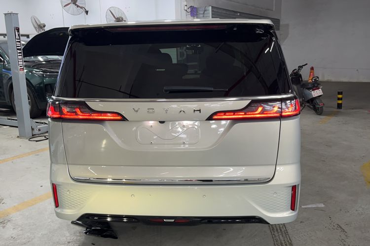 Used VOYAH Dream 2022 Low-Carbon Edition Dream+ Smart Enjoyment Package Exterior 4