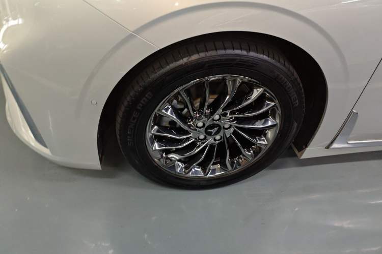 Used VOYAH Dream 2022 Low-Carbon Edition Dream+ Smart Enjoyment Package Exterior 7