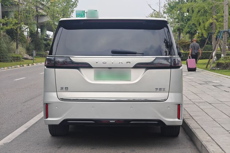 Used VOYAH Dream 2022 Low-Carbon Edition Plus Intelligent Driving Package Exterior 8