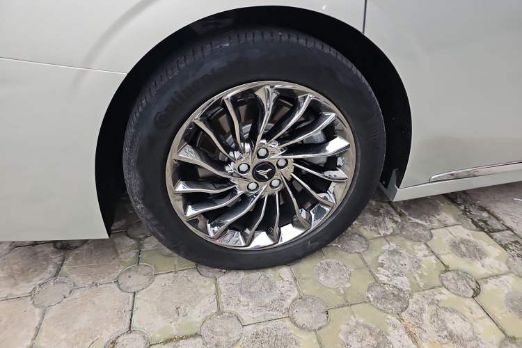 Used VOYAH Dream 2022 Low-Carbon Edition Dream+ Smart Enjoyment Package Exterior 8