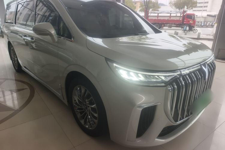 Used VOYAH Dream 2022 Low-Carbon Edition Dream+ Smart Enjoyment Package Front Right 45 Deg