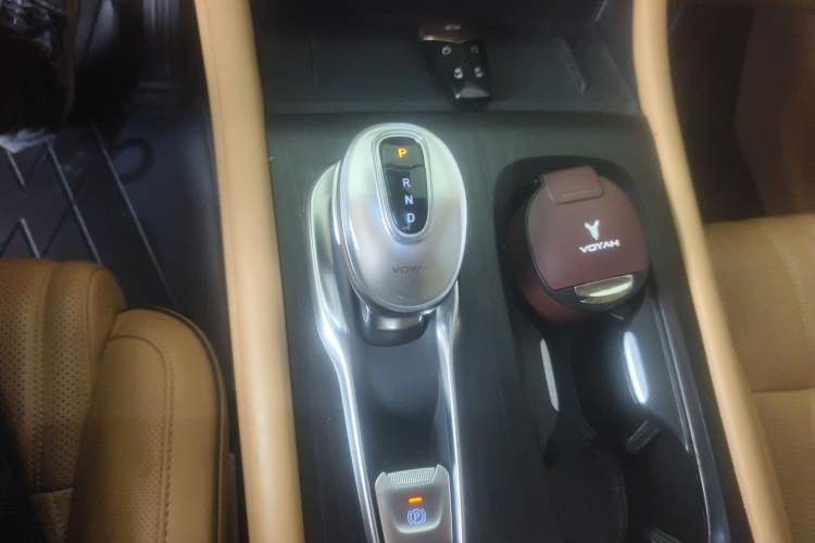 Used VOYAH Dream 2022 Low-Carbon Edition Dream+ Smart Enjoyment Package Gear Lever