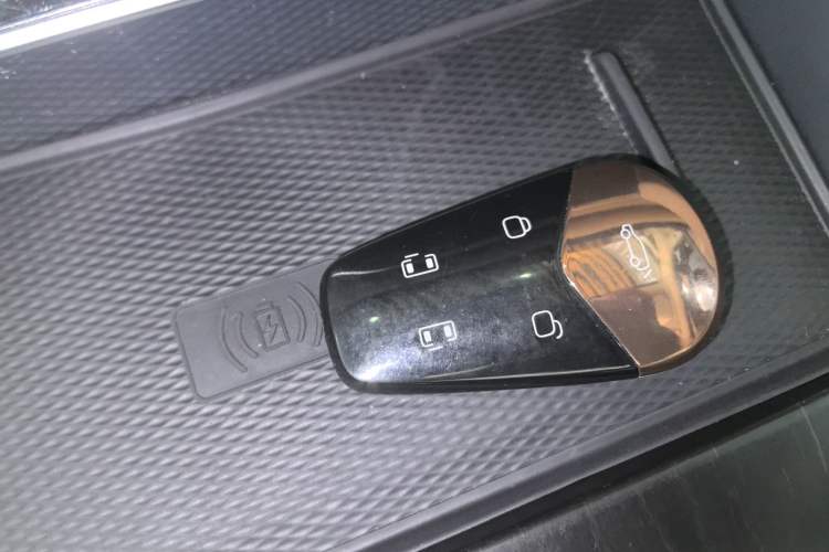 Used VOYAH Dream 2022 Low-Carbon Edition Dream+ Smart Enjoyment Package Interior 1