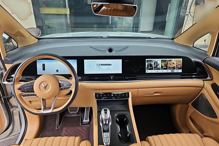 Used VOYAH Dream 2022 Low-Carbon Edition Dream+ Smart Enjoyment Package Interior 2