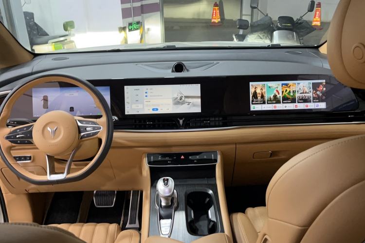 Used VOYAH Dream 2022 Low-Carbon Edition Dream+ Smart Enjoyment Package Interior 3