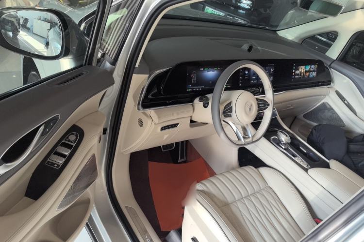 Used VOYAH Dream 2022 Low-Carbon Edition Dream+ Smart Enjoyment Package Interior 3