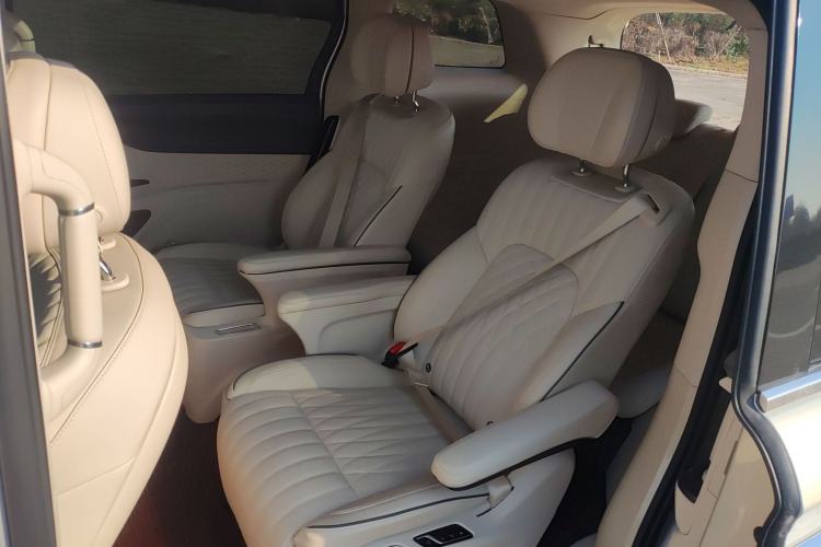 Used VOYAH Dream 2022 Low-Carbon Edition Dream+ Smart Enjoyment Package Interior 4