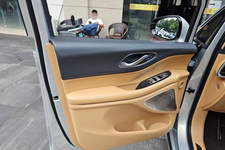 Used VOYAH Dream 2022 Low-Carbon Edition Dream+ Smart Enjoyment Package Interior 7