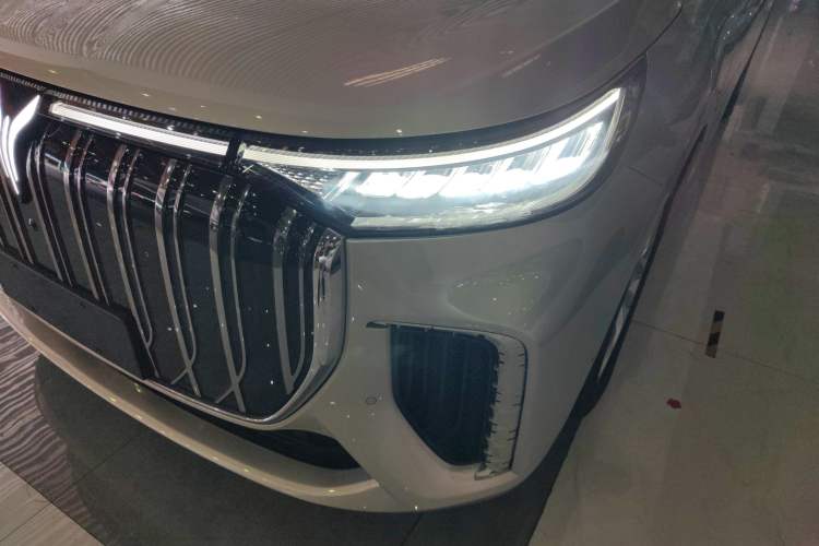 Used VOYAH Dream 2022 0-Carbon Edition Home+ Range Package 605 km Left Front Headlight