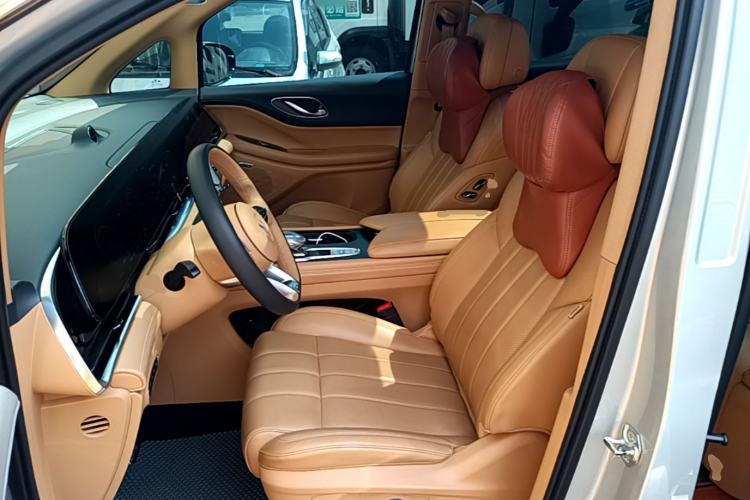 Used VOYAH Dream 2022 Low-Carbon Edition Plus Intelligent Driving Package Left Front Seat