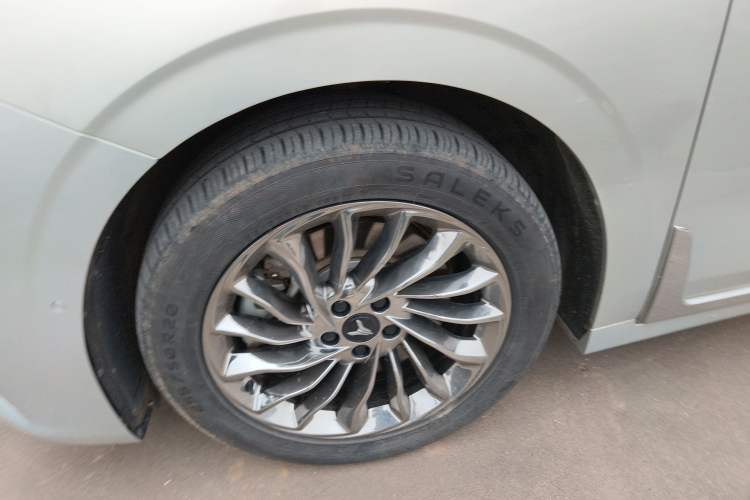 Used VOYAH Dream 2022 Low-Carbon Edition Dream+ Smart Enjoyment Package Left Front Wheel Hub