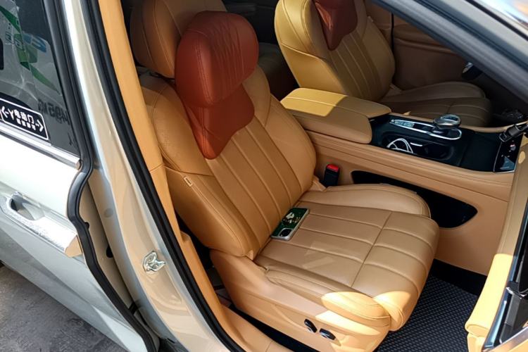 Used VOYAH Dream 2022 Low-Carbon Edition Plus Intelligent Driving Package Right Front Seat