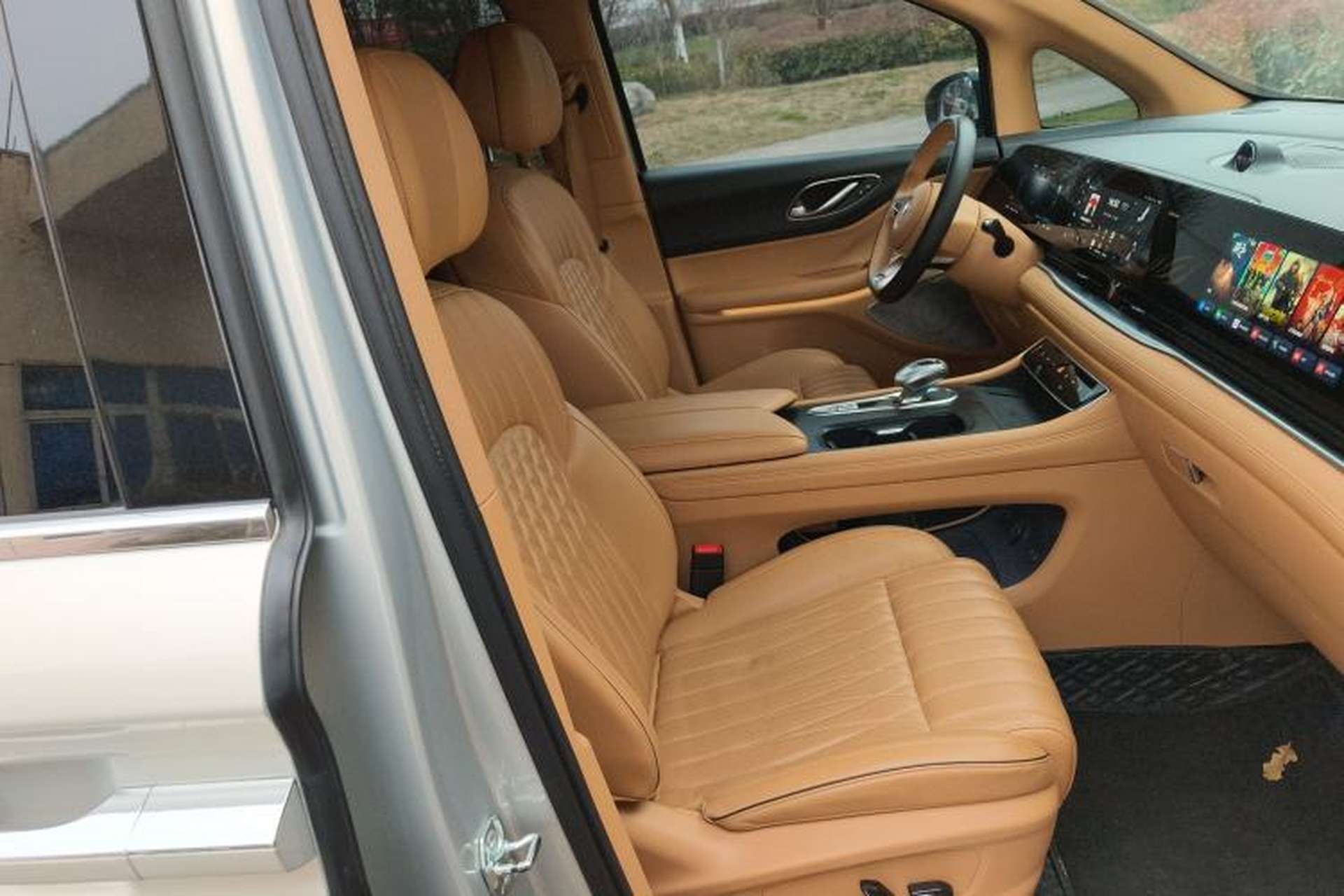 Used VOYAH Dream 2022 Low-Carbon Edition Dream+ Smart Enjoyment Package Right Front Seat