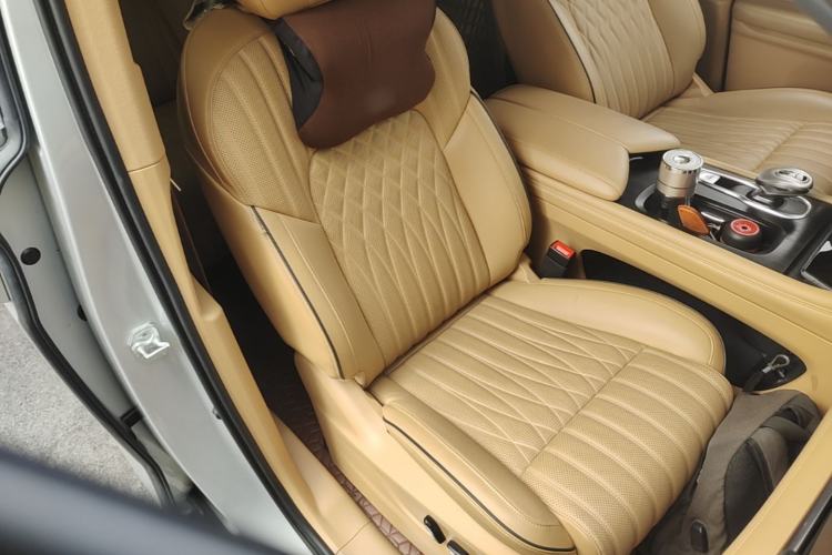 Used VOYAH Dream 2022 Low-Carbon Edition Dream+ Smart Enjoyment Package Right Front Seat