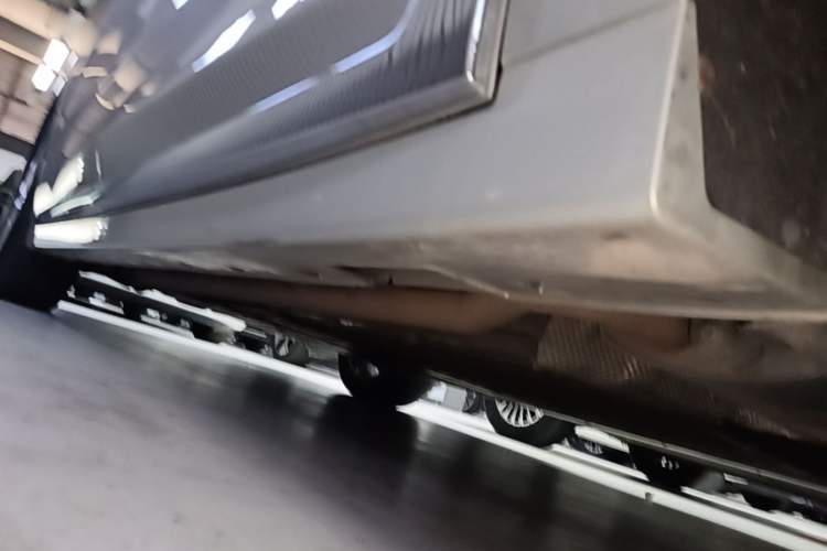 Used VOYAH Dream 2022 Low-Carbon Edition Plus Intelligent Driving Package Right Side Sill