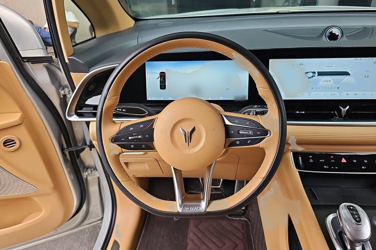 Used VOYAH Dream 2022 Low-Carbon Edition Dream+ Smart Enjoyment Package Steering Wheel