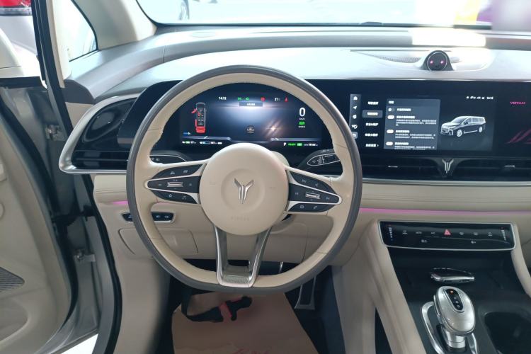 Used VOYAH Dream 2022 Low-Carbon Edition Dream+ Smart Enjoyment Package Steering Wheel