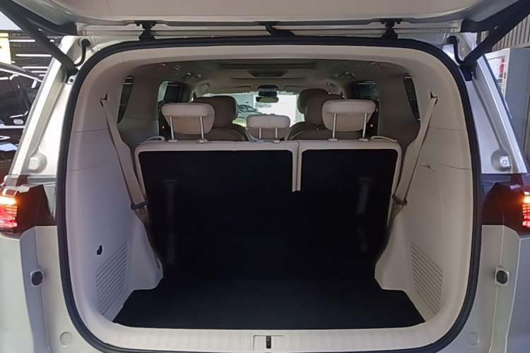 Used VOYAH Dream 2022 Low-Carbon Edition Plus Intelligent Driving Package Trunk
