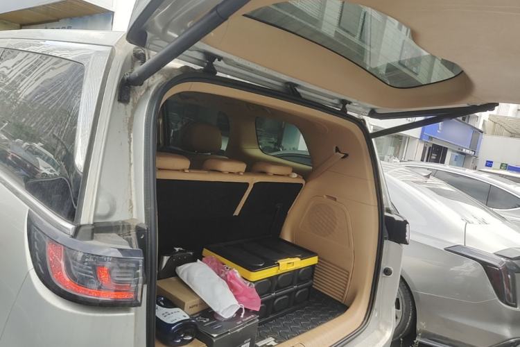 Used VOYAH Dream 2022 Low-Carbon Edition Dream+ Smart Enjoyment Package Trunk