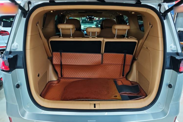 Used VOYAH Dream 2022 Low-Carbon Edition Dream+ Smart Enjoyment Package Trunk