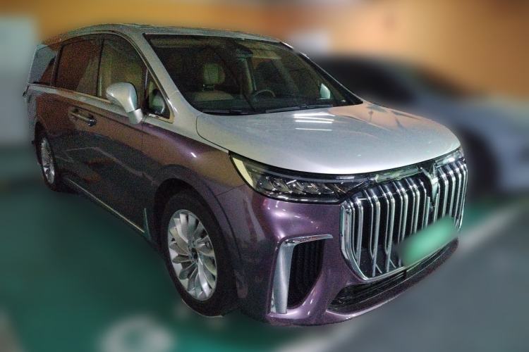 Used VOYAH Dream 2022 Low-Carbon Edition Plus Intelligent Driving Package Front Right 45 Deg