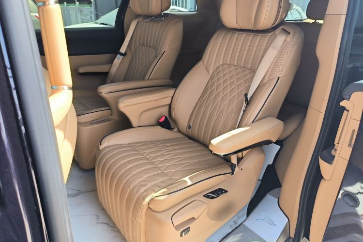 Used VOYAH Dream 2022 Low-Carbon Edition Dream+ Smart Enjoyment Package Left Rear Seat