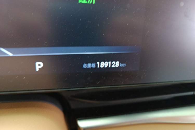 Used VOYAH Dream 2022 0-Emission Edition Dream+ Smart Range Package – 605 km Odometer Close Up