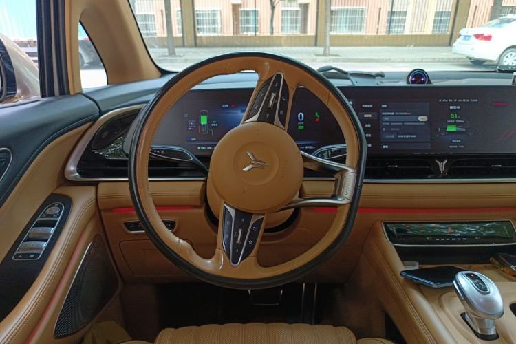 Used VOYAH Dream 2022 0-Emission Edition Dream+ Smart Range Package – 605 km Steering Wheel