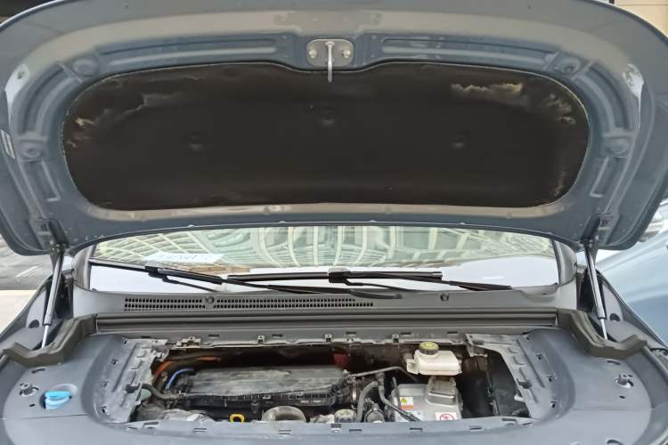 Used VOYAH Dream 2022 Low-Carbon Edition Dream+ Smart Enjoyment Package Engine Bay