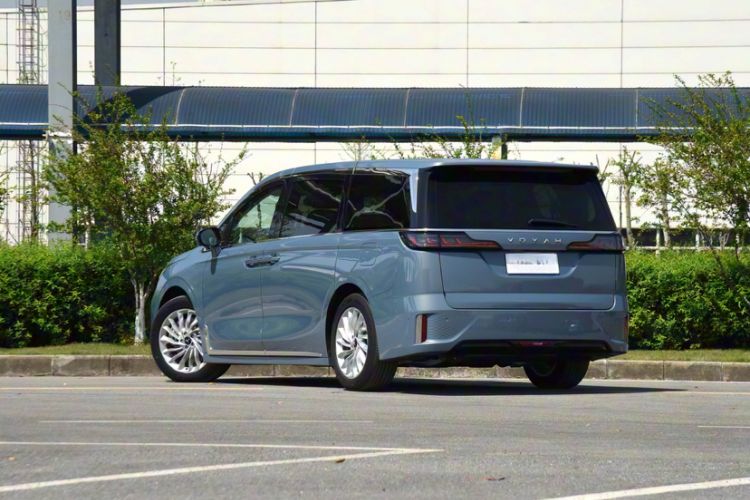 Used VOYAH Dream 2022 Low-Carbon Edition Dream+ Smart Enjoyment Package Exterior 1