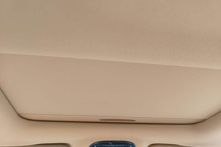 Used VOYAH Dream 2022 0-Carbon Edition Dream+ Smart Enjoyment Package 475 km Headliner