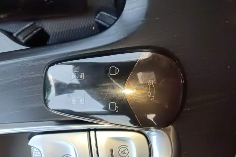 Used VOYAH Dream 2022 Low-Carbon Edition Dream+ Smart Enjoyment Package Interior 1