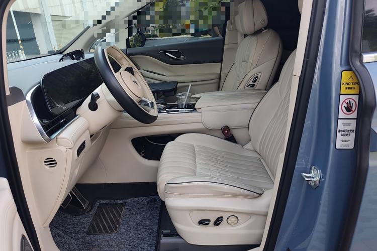 Used VOYAH Dream 2022 Low-Carbon Edition Dream+ Smart Enjoyment Package Left Front Seat
