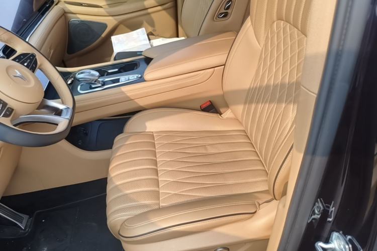 Used VOYAH Dream 2022 0-Carbon Edition Dream+ Smart Enjoyment Package 475 km Left Front Seat