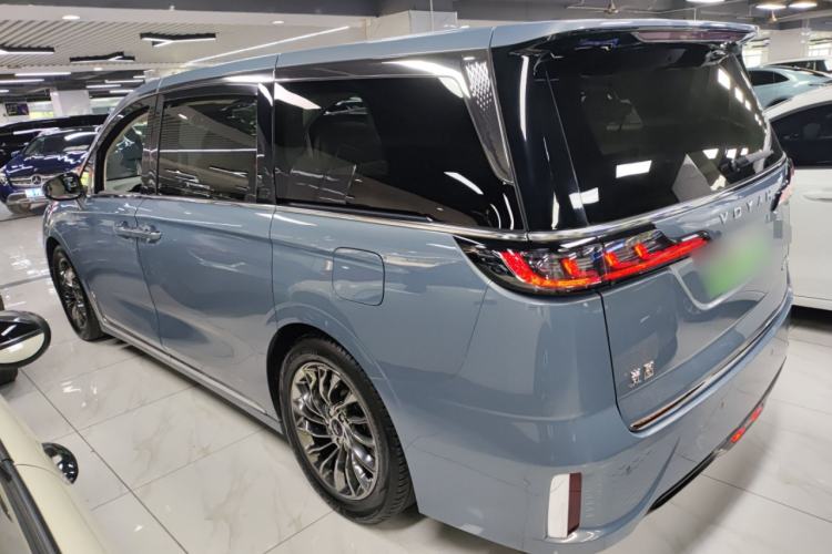 Used VOYAH Dream 2022 Low-Carbon Edition Dream+ Smart Enjoyment Package Left Side