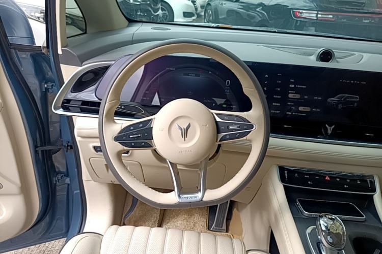 Used VOYAH Dream 2022 Low-Carbon Edition Dream+ Smart Enjoyment Package Steering Wheel