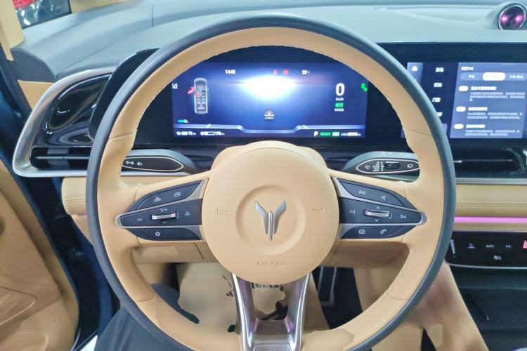 Used VOYAH Dream 2022 Low-Carbon Edition Plus Intelligent Driving Package Steering Wheel