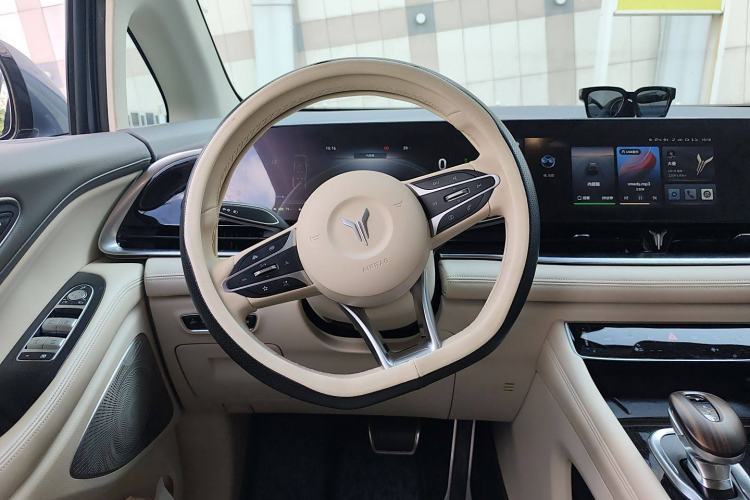 Used VOYAH Dream 2022 Low-Carbon Edition Dream+ Smart Enjoyment Package Steering Wheel
