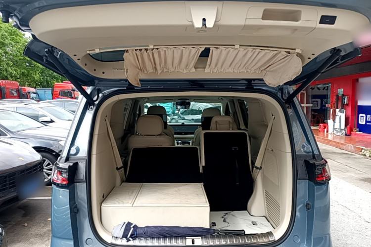 Used VOYAH Dream 2022 Low-Carbon Edition Dream+ Smart Enjoyment Package Trunk