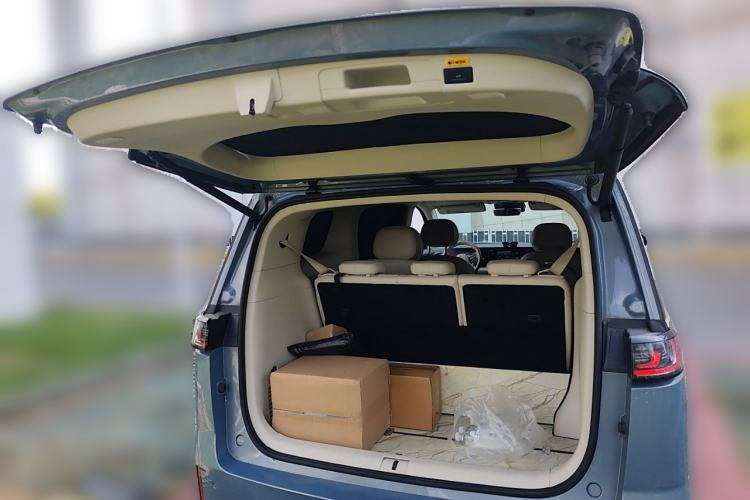 Used VOYAH Dream 2022 Low-Carbon Edition Dream+ Smart Enjoyment Package Trunk