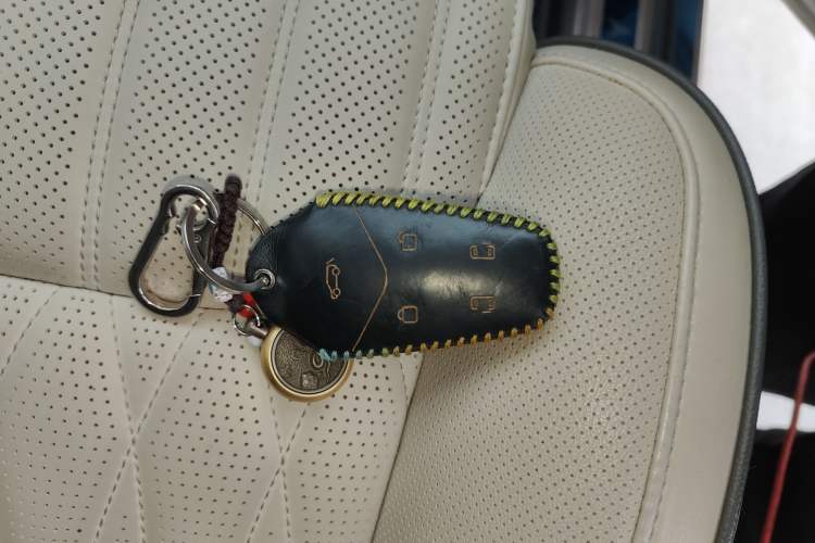 Used VOYAH Dream 2022 0-Carbon Edition Dream+ Smart Enjoyment Package 475 km Vehicle Key