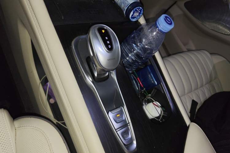 Used VOYAH Dream 2022 Low-Carbon Edition Dream+ Smart Enjoyment Package Gear Lever
