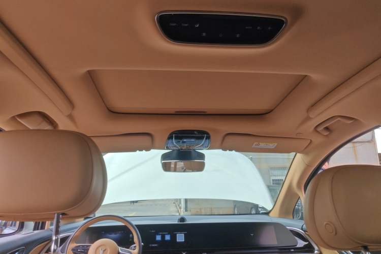 Used VOYAH Dream 2022 0-Carbon Edition Dream+ Smart Enjoyment Package 475 km Headliner