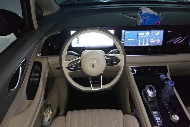 Used VOYAH Dream 2022 Low-Carbon Edition Dream+ Smart Enjoyment Package Steering Wheel