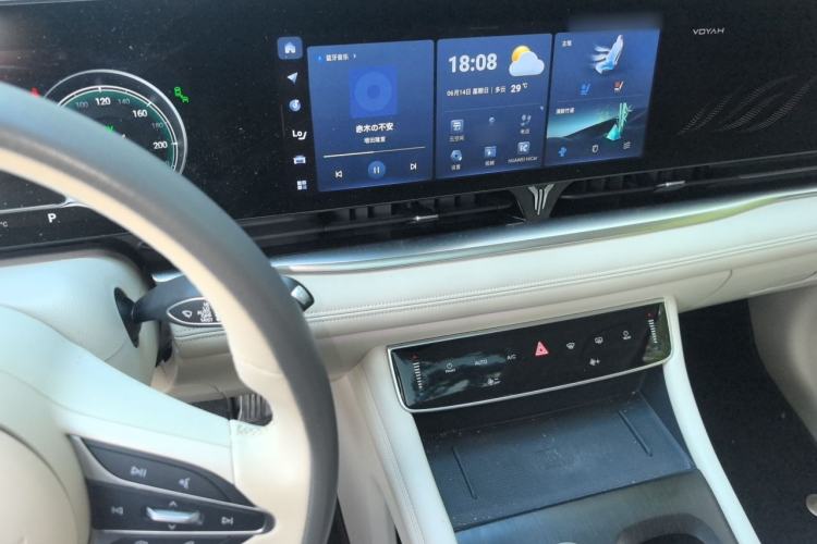 Used VOYAH Dream 2022 Low-Carbon Edition Dream+ Smart Enjoyment Package Audio And AC Panel