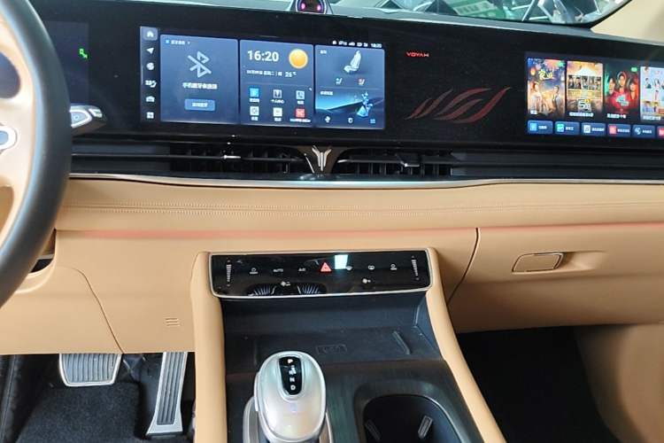 Used VOYAH Dream 2022 Low-Carbon Edition Dream+ Smart Enjoyment Package Audio And AC Panel