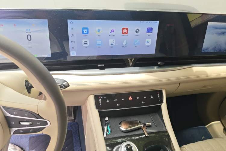 Used VOYAH Dream 2022 Low-Carbon Edition Dream+ Smart Enjoyment Package Audio And AC Panel